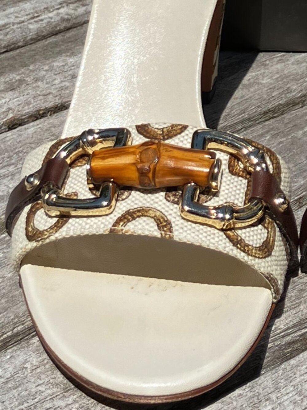 💯Authentic GUCCI Horsebit and Bamboo Slides - Size 6.5B - Picture 4 of 12